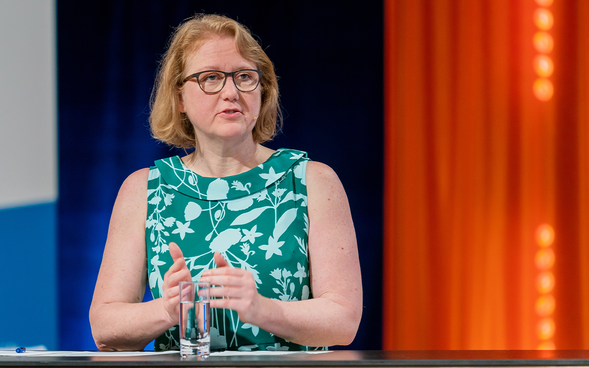 Finanzpolitischer Schlagabtausch auf der 76. Bankwirtschaftlichen Tagung am 10. Juni 2021 in Berlin: Inmitten des Endspurts des Bundestagswahlkampfes tauschten vor 800 Zuhörerinnen und Zuhörern Finanzpolitikerinnen und Finanzpolitiker ihre Positionen zu Bankenaufsicht, Regulierung und Einlagensicherung aus. Mit dabei: die jetzige Bundesfamilienministerin Lisa Paus (Bündnis 90/Die Grünen).